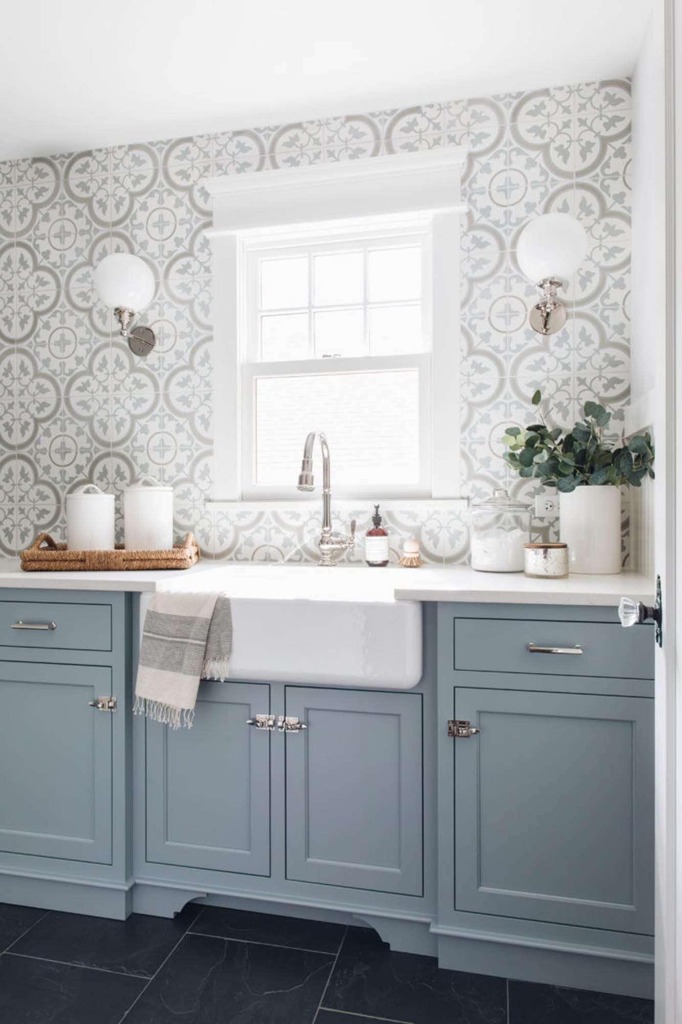 laundry room tile patterned